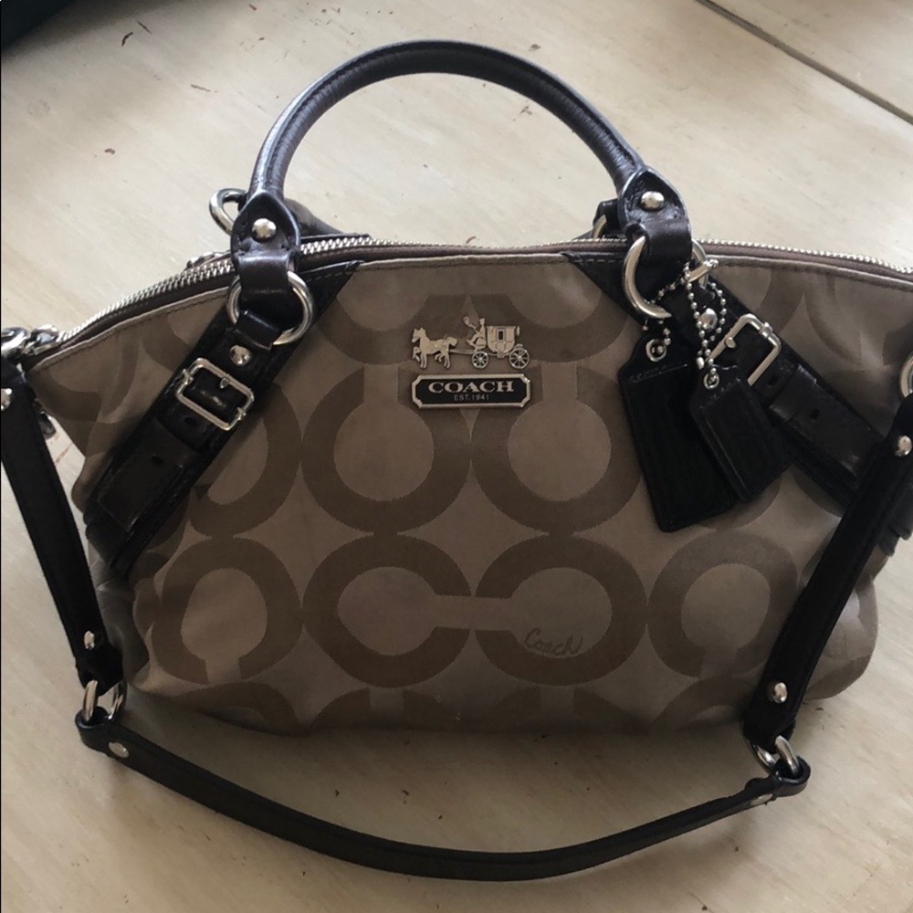 Authentic Coach shoulder bag